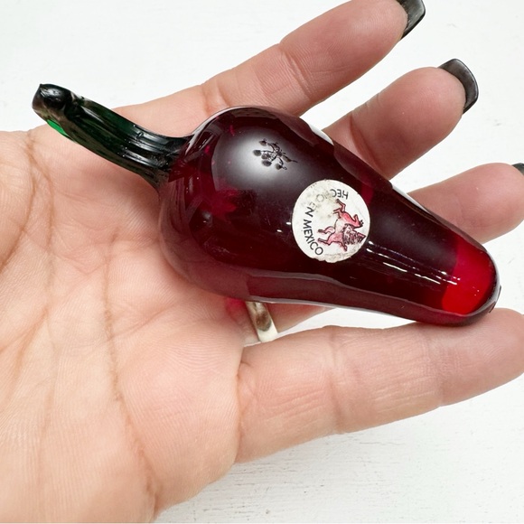 Vintage Blown Glass Red Hot Chili Pepper Translucent Made in Mexico - Picture 3 of 10